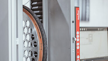 Tire load application test ZwickRoell ProLine Z030 materials testing machine