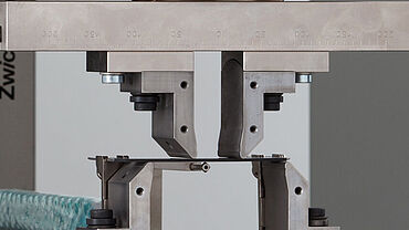 4-point flexure tests on composites