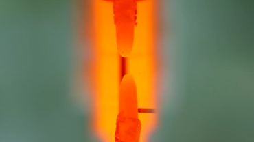 Hot tensile test on metallic materials