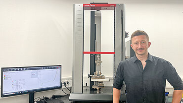 Schleich trusts in the ProLine tensile testing machine
