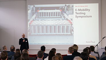 Вступительная речь на открытии лаборатории фирмы ZwickRoell для испытаний аккумуляторов, доктор Симон Витцтум