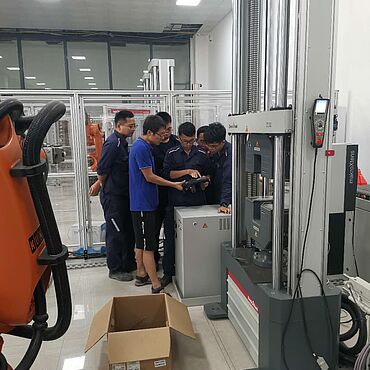Team briefing at Liuzhou Iron & Steel