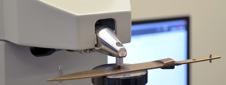 Thin Metal R Testing Tests on thin sheet and strips | ZwickRoell