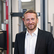 Experte für Schraubenfederprüfung