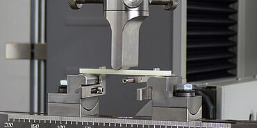 Flexure test (ISO 178, ASTM D790)