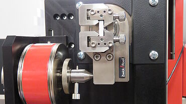 Dynstat flexure and impact bending test to DIN 53435