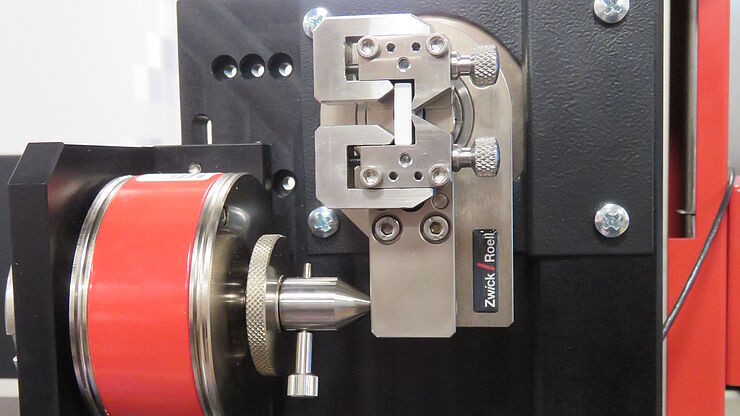 HIT pendulum impact testers up to 50 joules | ZwickRoell