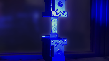 Tensile tests on plastics at high strain rates to ISO/CD 22183, ISO 18872, SAE J 2749