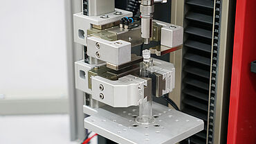 ISO 80369-7/ISO 80369-20:Testen van Luer connectoren met kleine diameter