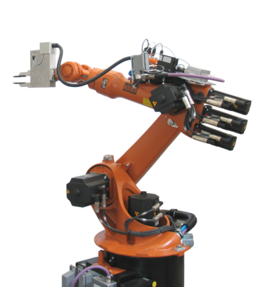 Roboterarm für automatisierte Zugversuche an Composite nach ISO 527-4 oder ISO 527-5