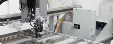 Zubehör für Materialprüfmaschinen: Automatisiertes Prüfsystem