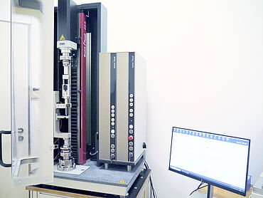 Axial-torsionale zwickiLine Prüfmaschine