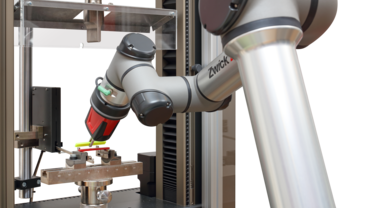 roboTest N for 3 point flexure test to ASTM D790