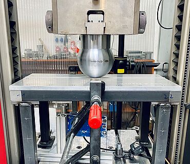 ZwickRoell Z100 Badanie intruzji