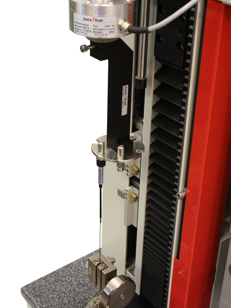 DIN EN ISO 10555 に準拠したカテーテルシステムの引張試験 | ZwickRoell