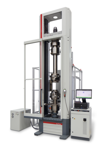 Testen van composieten met een 600 kN materiaaltestmachine