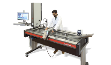 Neues horizontales Katheter-Prüfsystem von ZwickRoel für realitätsnahe Prüfungen unter klinikähnlichen Bedingungen nach internationalen Normen wie ISO 10555, ISO 25539 und ASTM F623