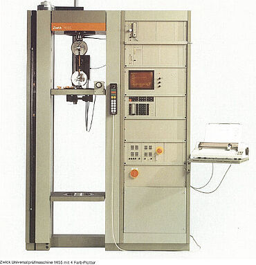 Zwick univerzalni preskusni stroj 1455 s štiribarvnim risalnikom