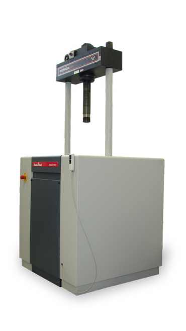Modernisering van een Instron 1603 materiaaltestmachine