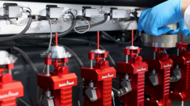 HDT/Vicat Prüfgerät Detailaufnahme