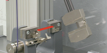 Charpy test on plastics