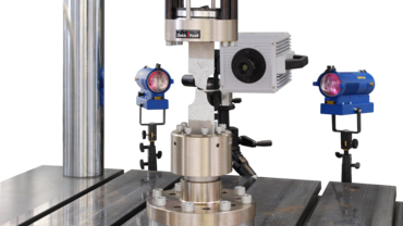 Dispositivo para ensayos de desgarro a alta velocidad en metales (160 kN / 20 m/s)