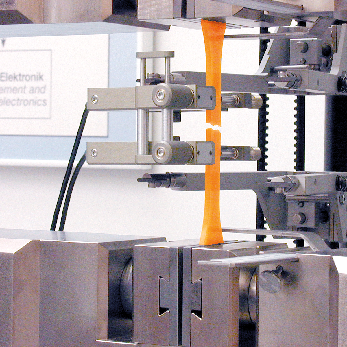 ひずみゲージクリップオン伸び計 | ZwickRoell