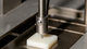Test method according to ISO 306 and ASTM D1525 for determining the Vicat softening temperature, specimen and Vicat needle in detail view