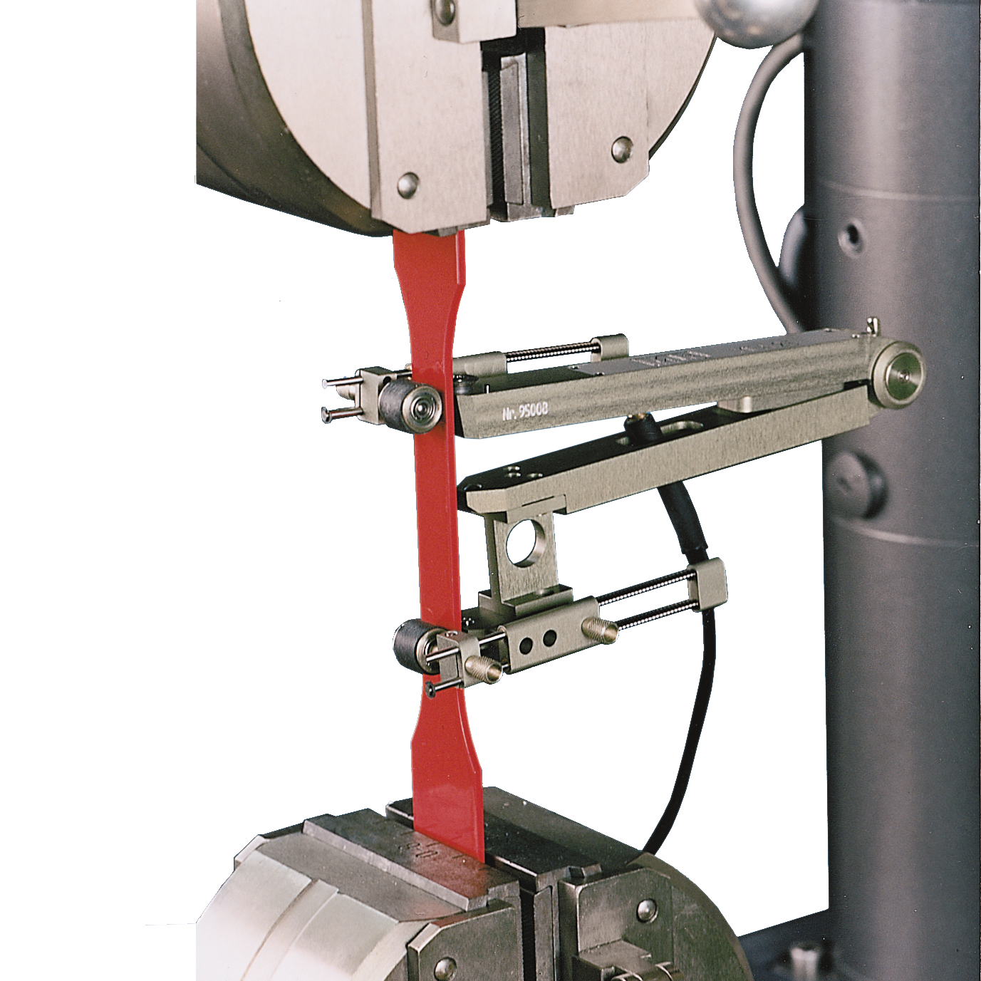 Strain gauge clip-on extensometer | ZwickRoell