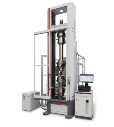 Composite-Prüfsystem 600 kN