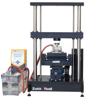 Triaxial shear testing machine