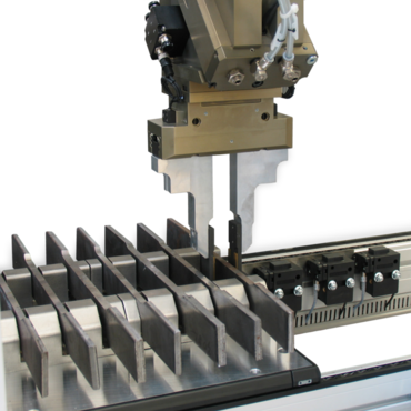 roboTest C gripper used to remove specimens