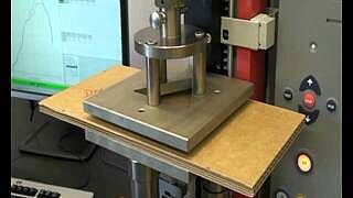 Linear puncture test on corrugated board
